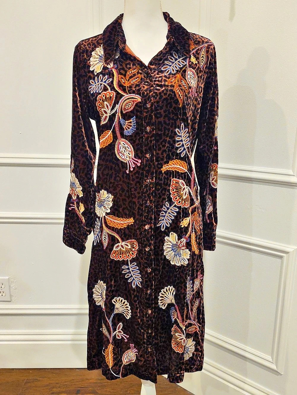 Johnny Was Velvet Shirt Dress - Gineva Velvet Embroidered Midi Dress Size Small